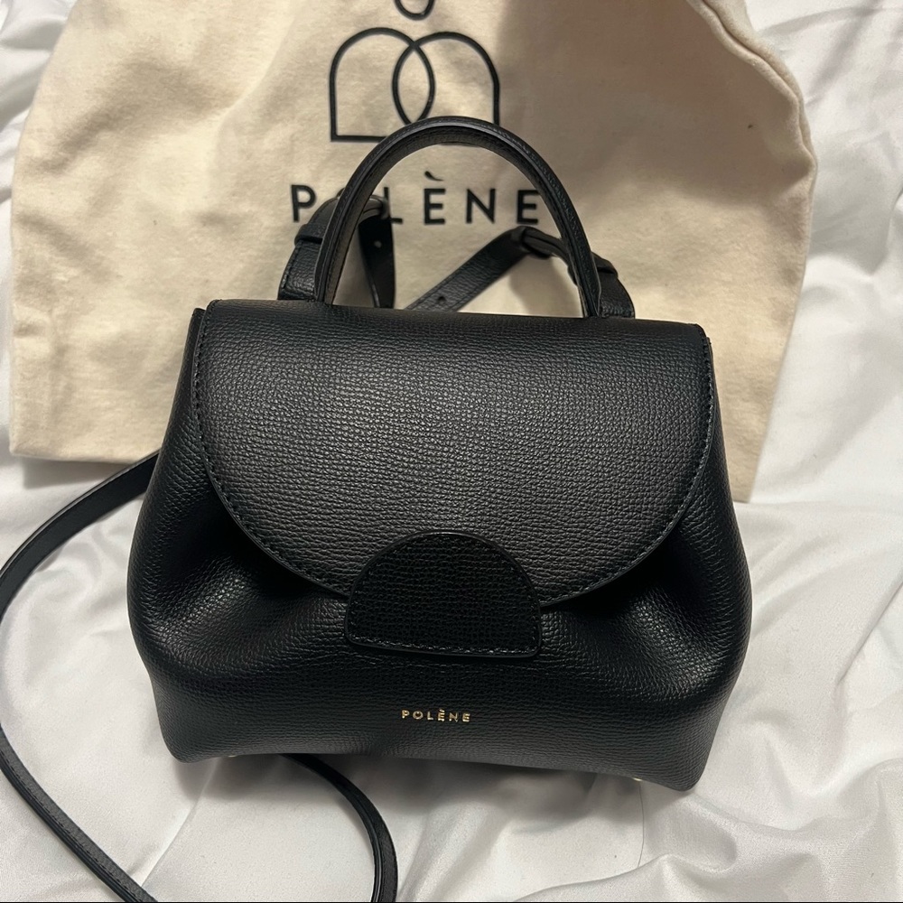 Polene numero nano bag. Textured calf leather
Hand-made in Spain
